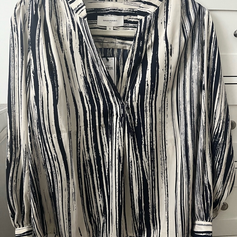 Banana Republic Women's Navy and Cream Striped Blouse